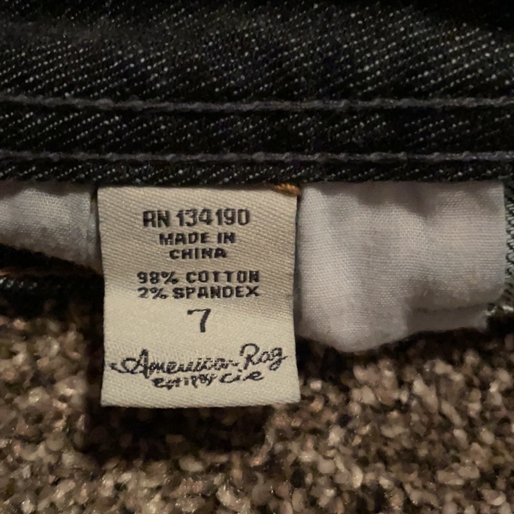 Shorts - Picture 7 of 7